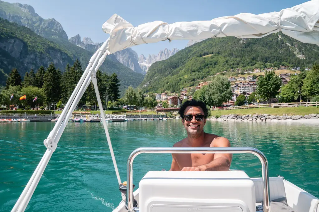 Relax in barca a Molveno